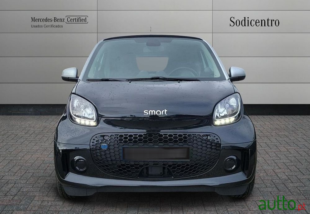 2024' Smart Fortwo Passion photo #2
