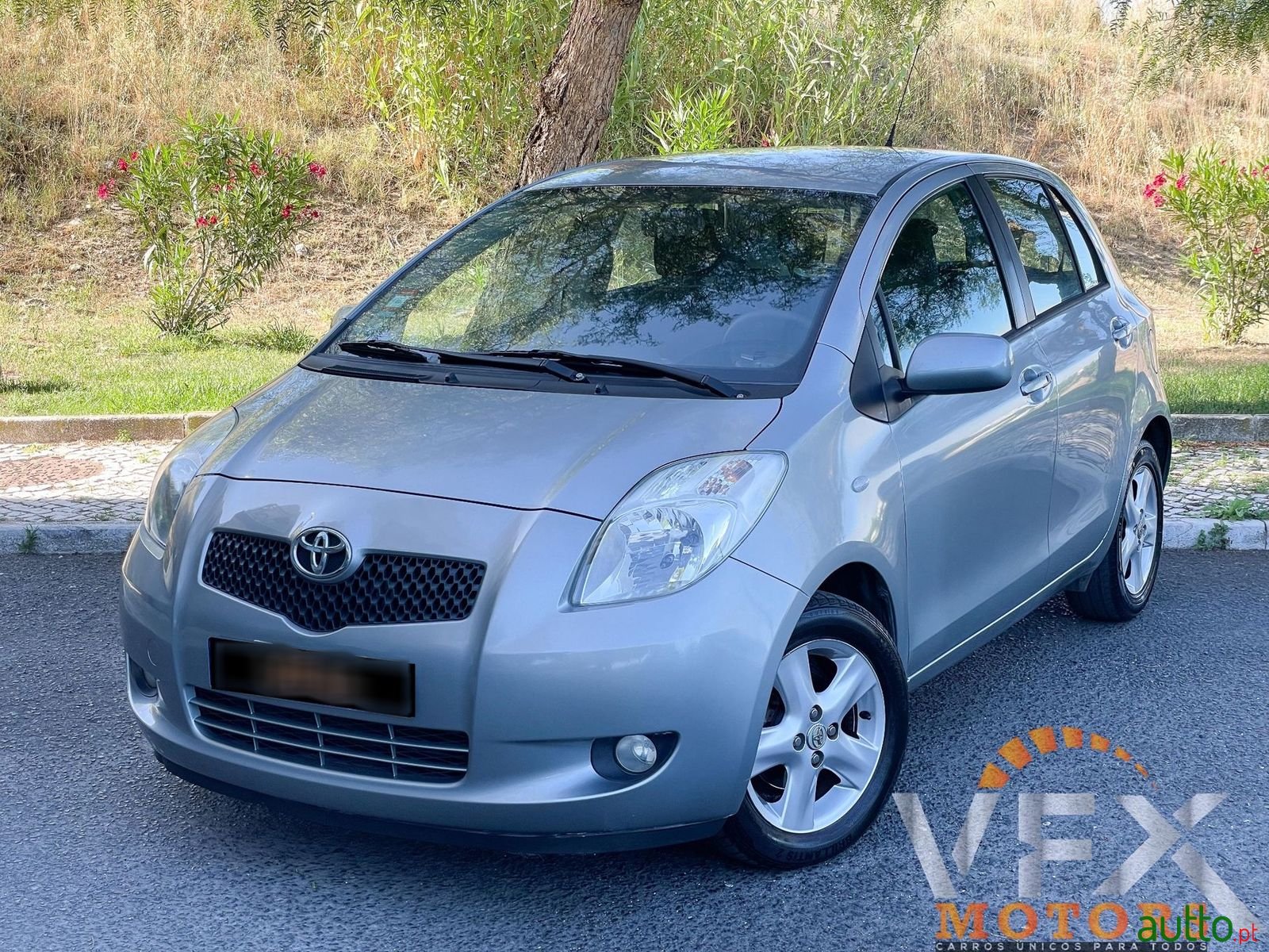 2007' Toyota Yaris photo #2