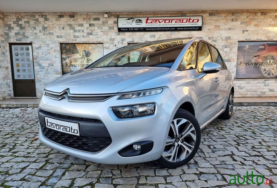 2015' Citroen C4 Picasso photo #1