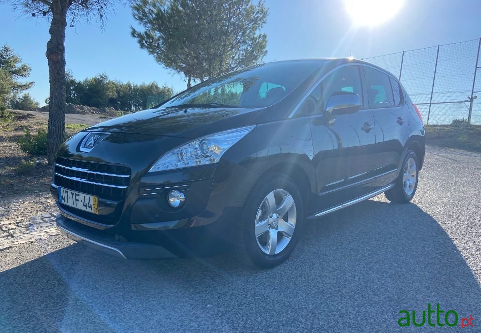 2013' Peugeot 3008 photo #1