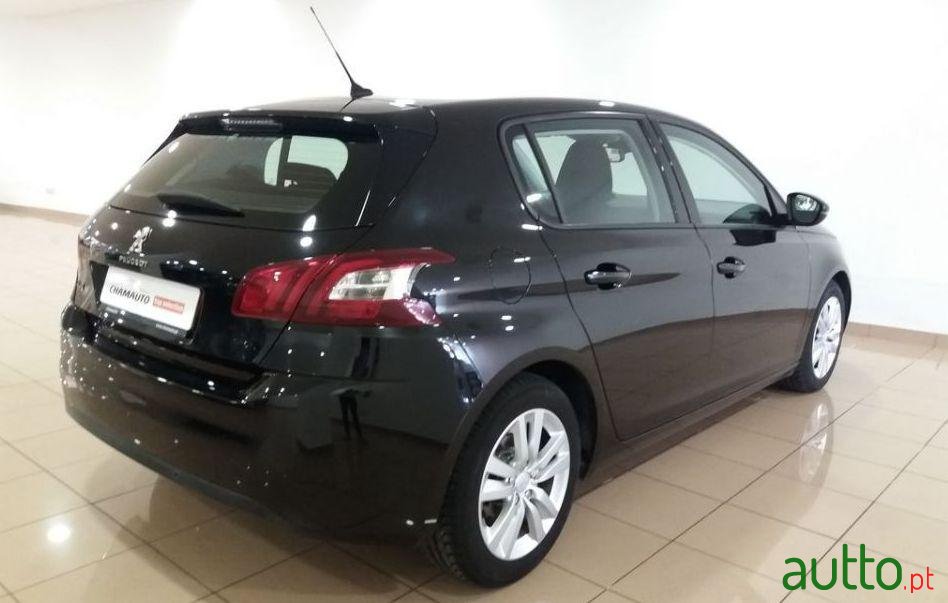 2014' Peugeot 308 photo #2