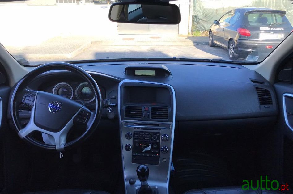 2009' Volvo Xc-60 photo #1