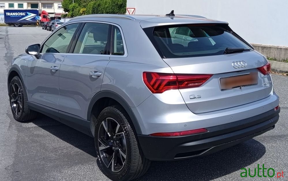 2021' Audi Q3 photo #4