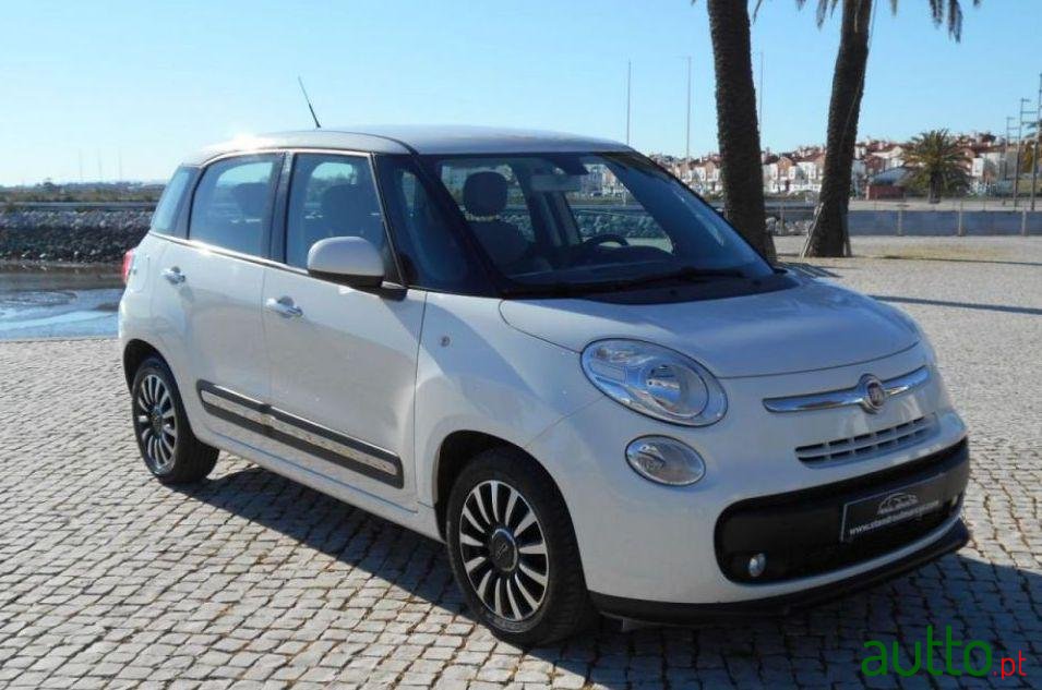 2015' Fiat 500L 1.3 Mj Lounge photo #1