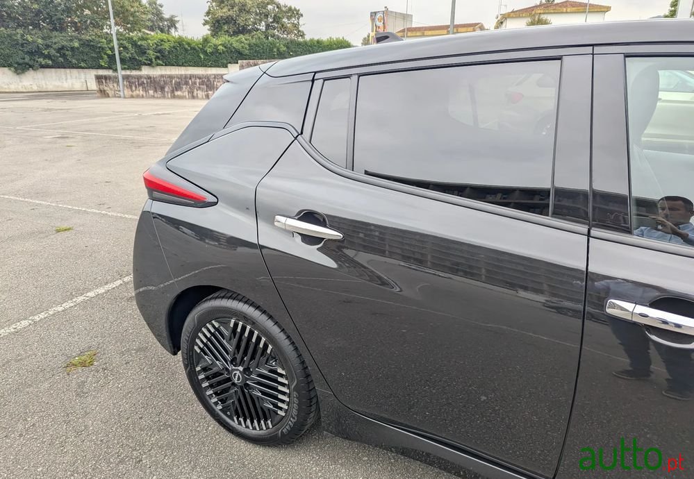 2022' Nissan Leaf Tekna photo #3