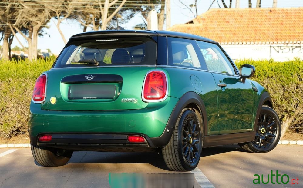 2024' MINI Cooper Se 3 Portas photo #2