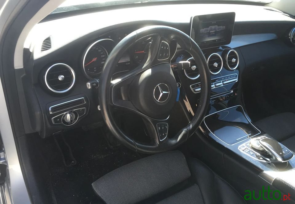 2015' Mercedes-Benz C-220 photo #6