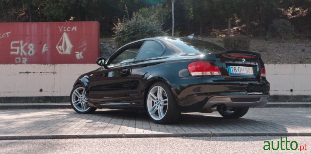 2011' BMW 135 photo #3