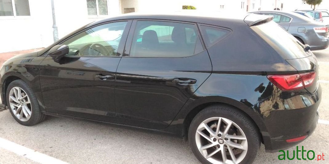 2014' SEAT Leon photo #1