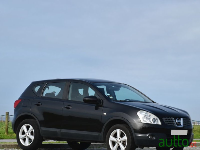 2010' Nissan Qashqai photo #1