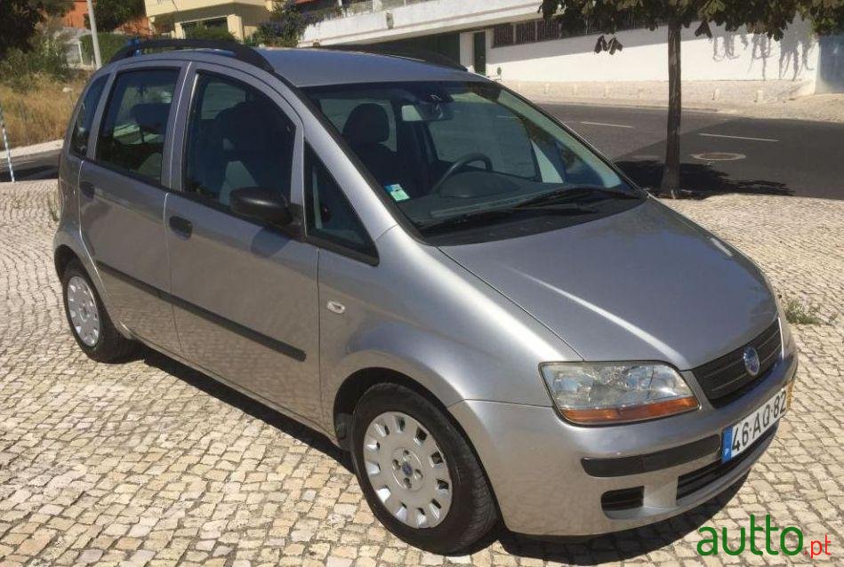 2005' Fiat Idea 1.2 16V Active photo #2