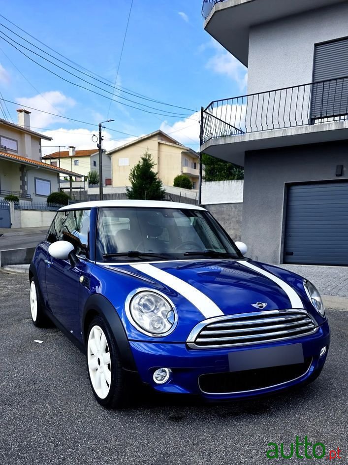 2008' MINI Cooper D 3 Portas photo #4