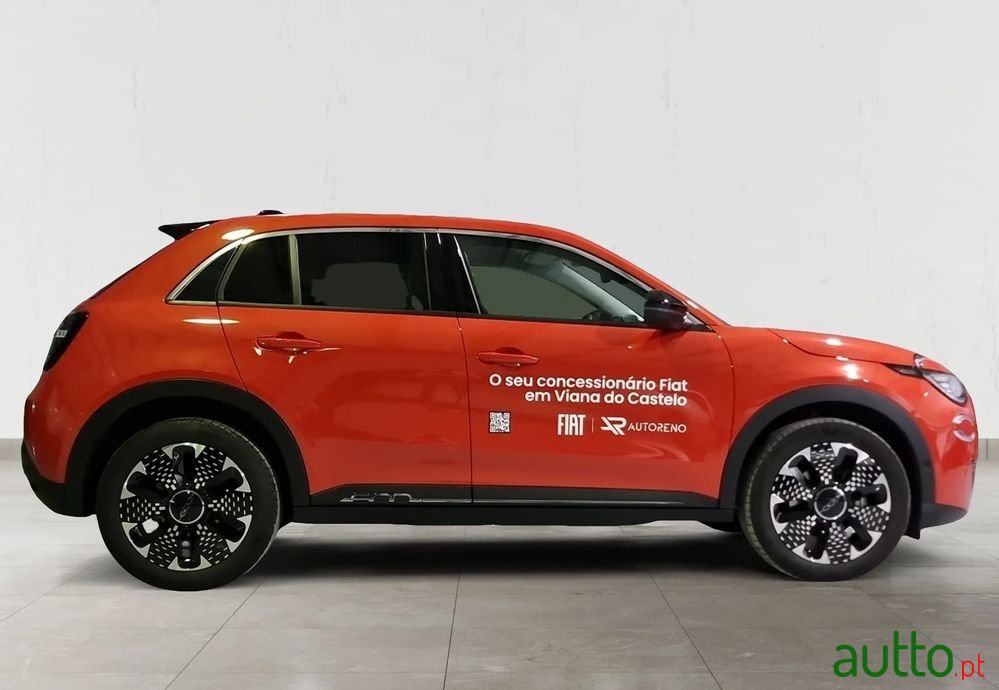 2024' Fiat 600E 54 Kwh La Prima photo #5