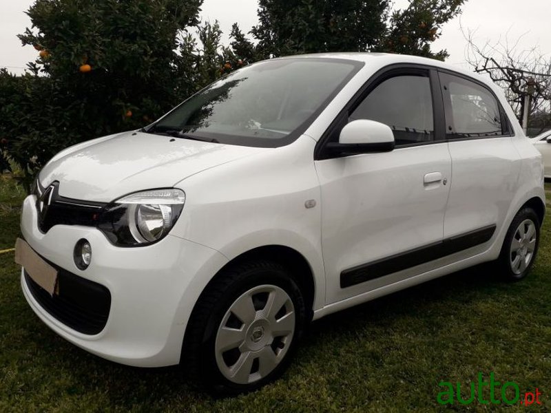 2015' Renault Twingo photo #6