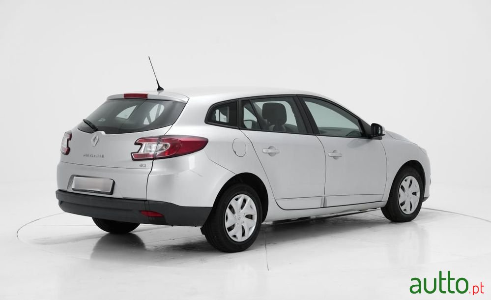 2016' Renault Mégane Sport Tourer photo #3