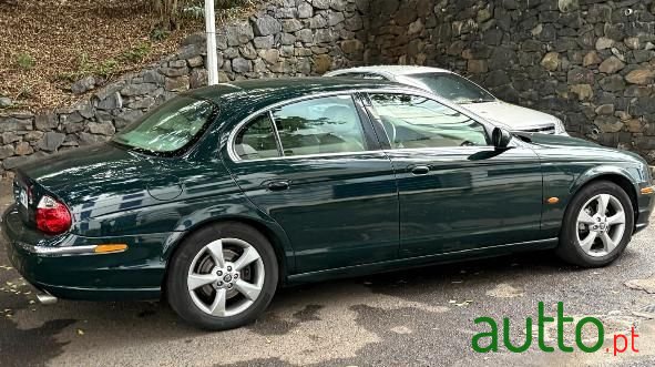 2004' Jaguar S-Type photo #2