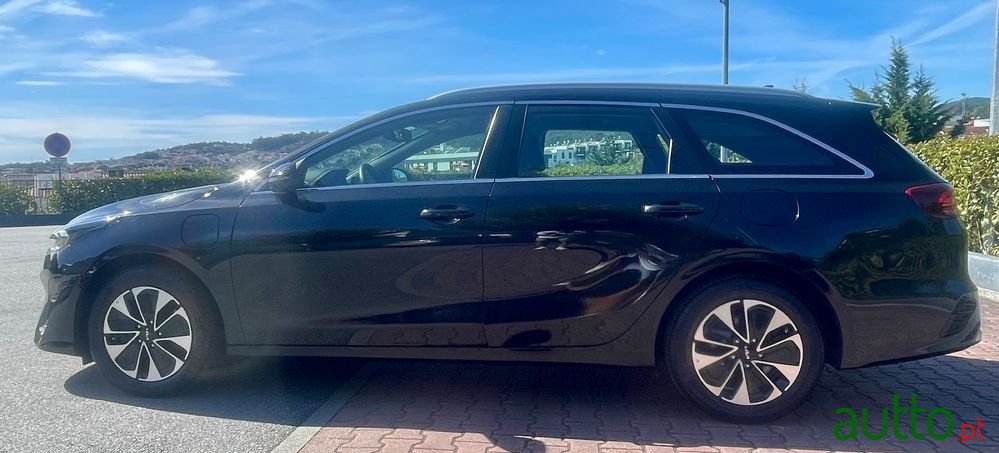 2022' Kia Ceed Sw photo #4