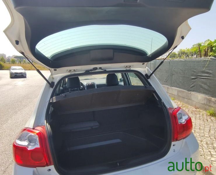 2011' Toyota Auris 1.8 Hsd Comfort photo #6