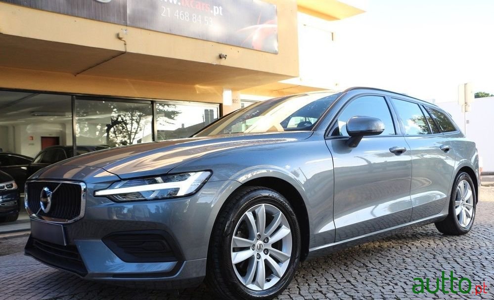 2018' Volvo V60 photo #2