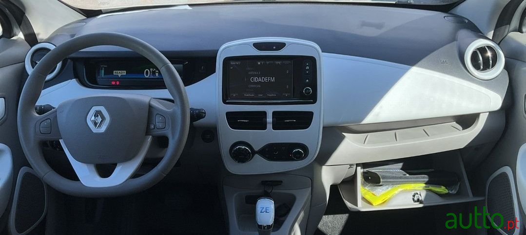 2018' Renault Zoe photo #3