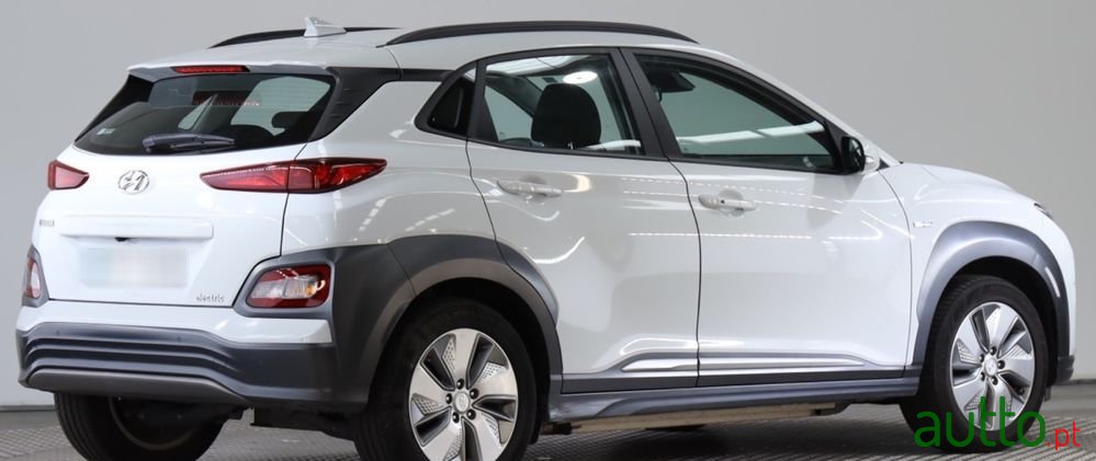 2021' Hyundai Kauai 39 Kwh Executive photo #6