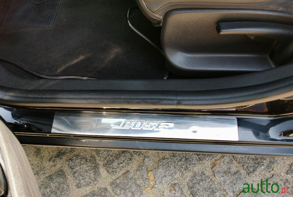 2013' Renault Megane Sport Tourer photo #4