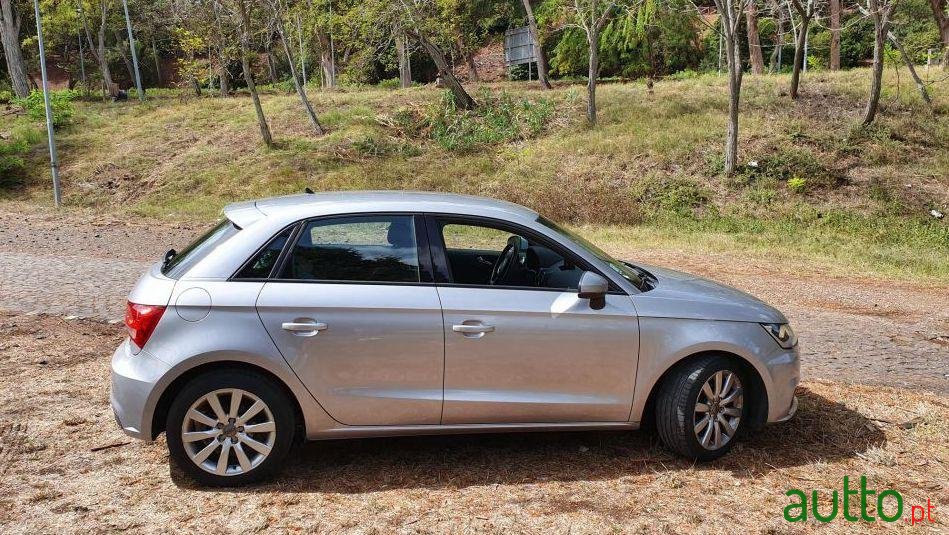 2015' Audi A1 Sportback photo #5