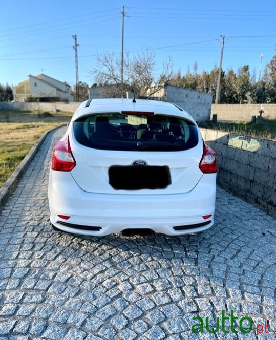 2013' Ford Focus photo #5