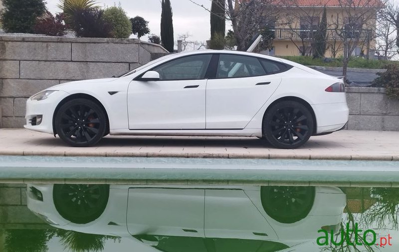2014' Tesla Model S photo #4