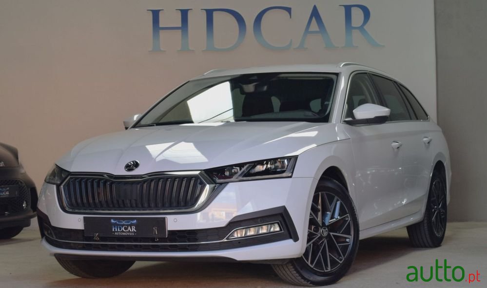 2022' Skoda Octavia Break photo #1