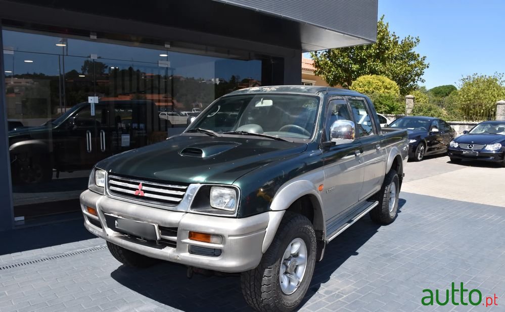 1997' Mitsubishi L200 2.5 Td Strada photo #1