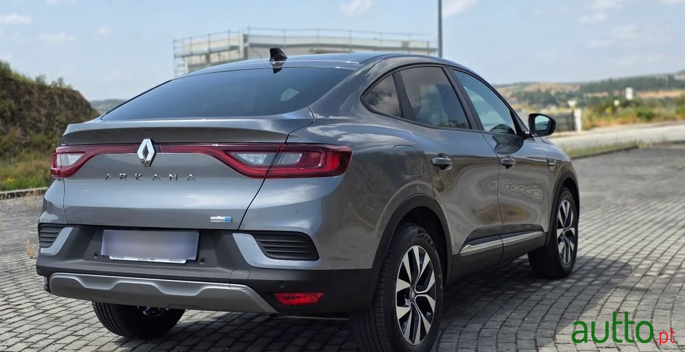 2021' Renault Arkana 1.6 E-Tech Intens photo #2