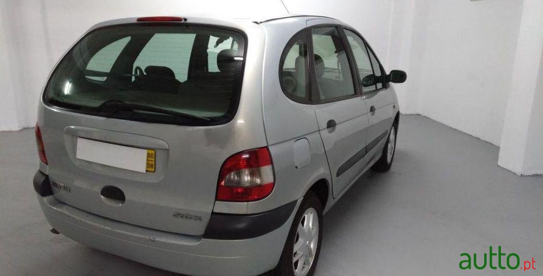 2000' Renault Scenic 1.9 Dci Rxe Ac photo #2