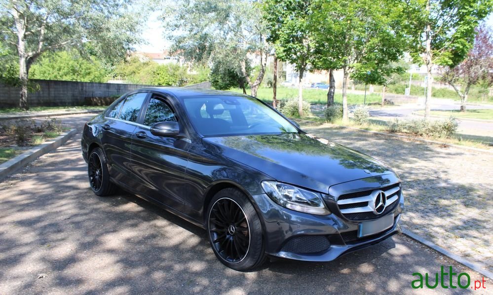 2015' Mercedes-Benz Classe C photo #4