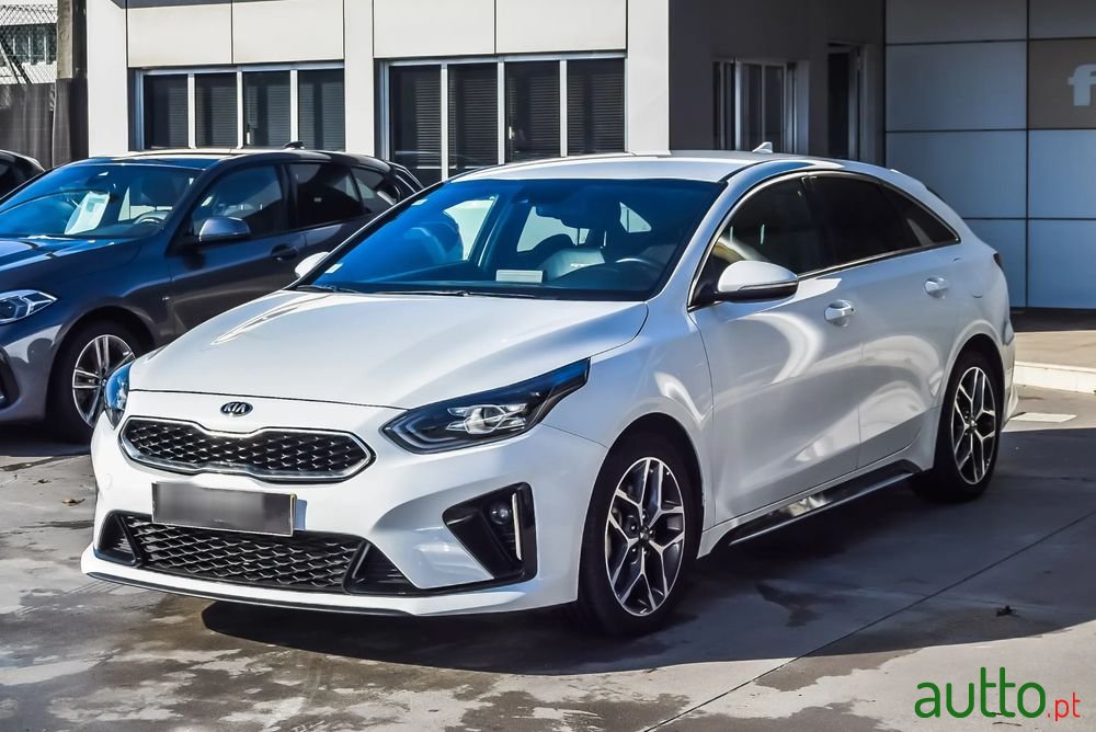 2019' Kia Proceed 1.0 T-Gdi Gt Line photo #5