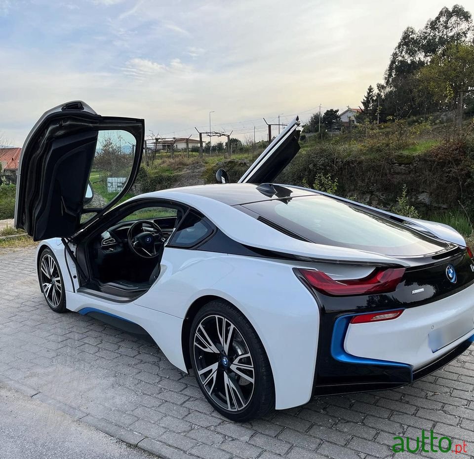 2014' BMW i8 photo #6