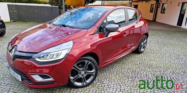 2017' Renault Clio photo #1
