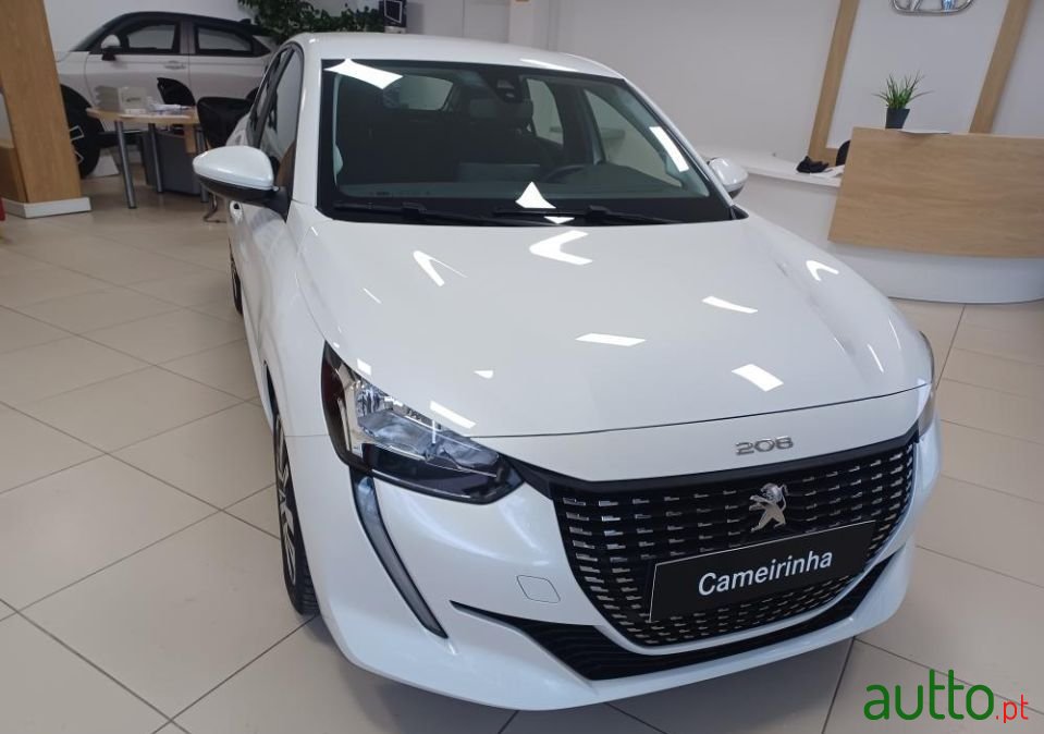 2019' Peugeot 208 photo #2