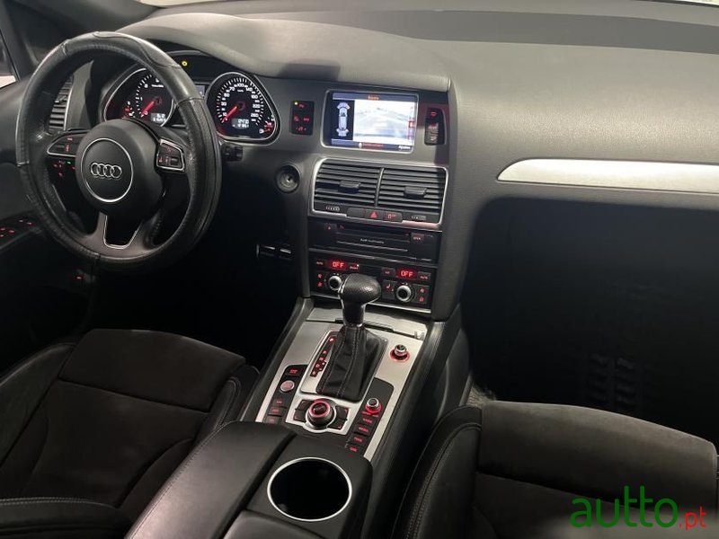 2014' Audi Q7 photo #2