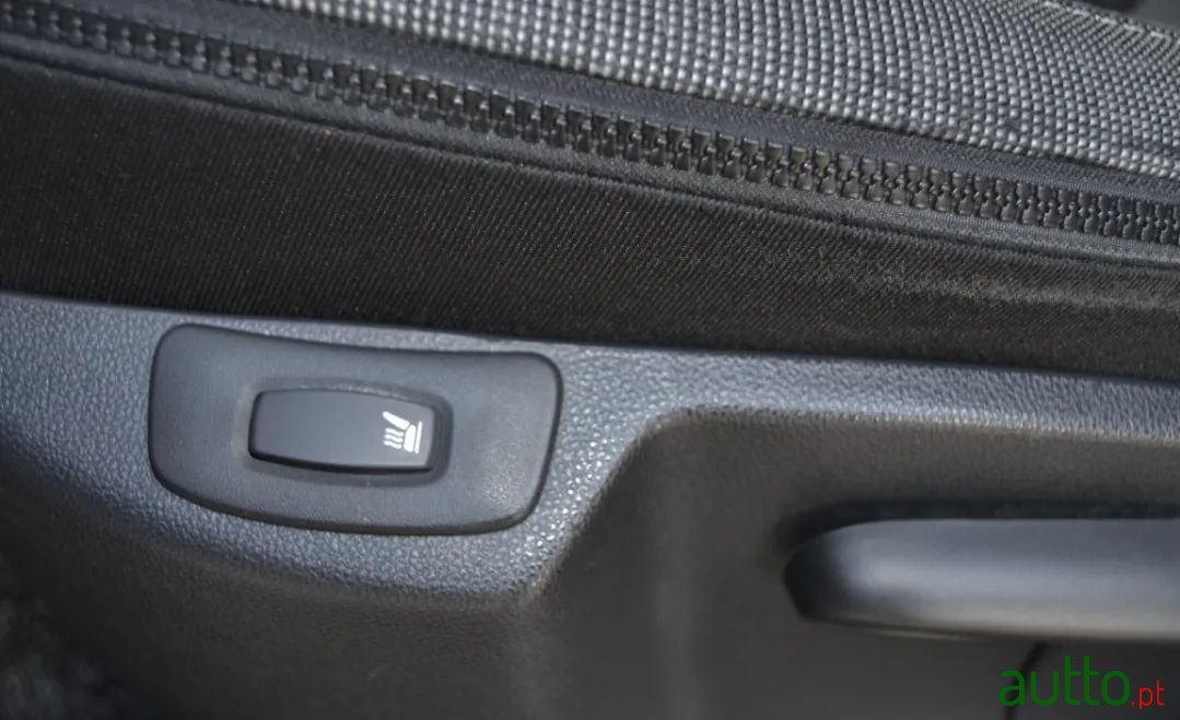 2017' Renault Captur photo #5