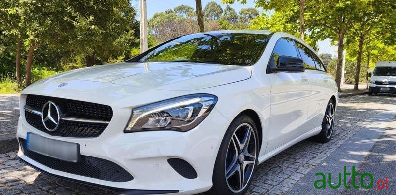 2016' Mercedes-Benz Classe Cla photo #2