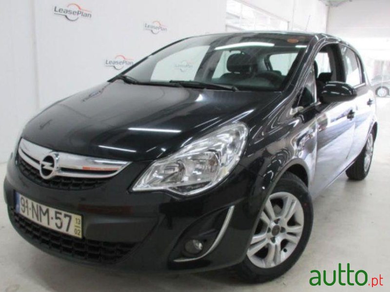 2013' Opel Corsa 1.3 Cdti Enjoy 89G photo #1