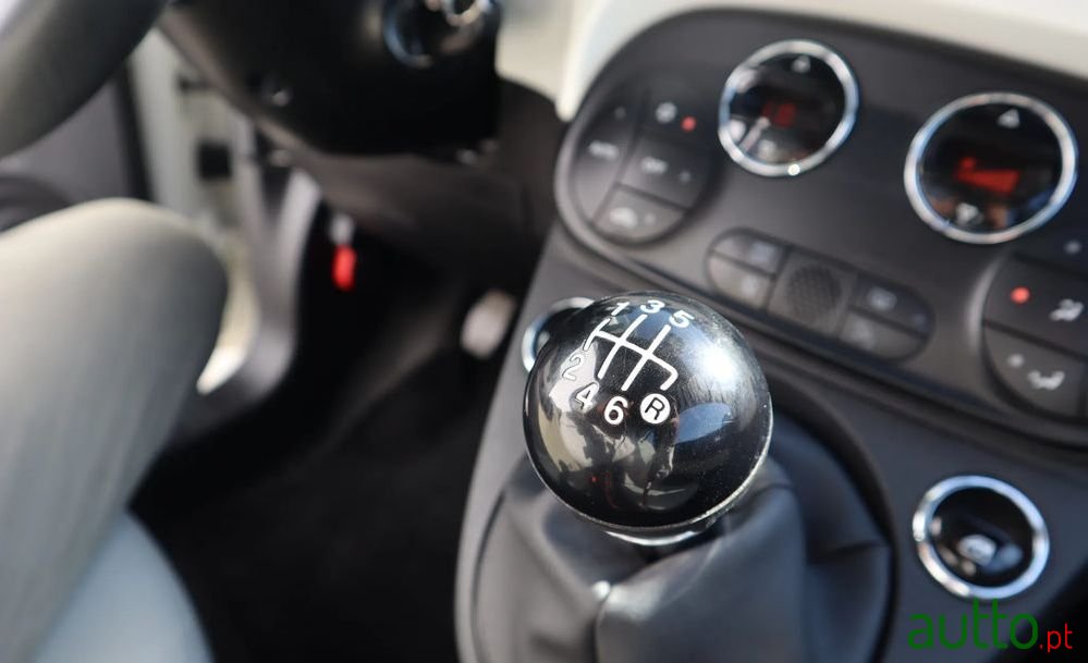 2023' Fiat 500 photo #4