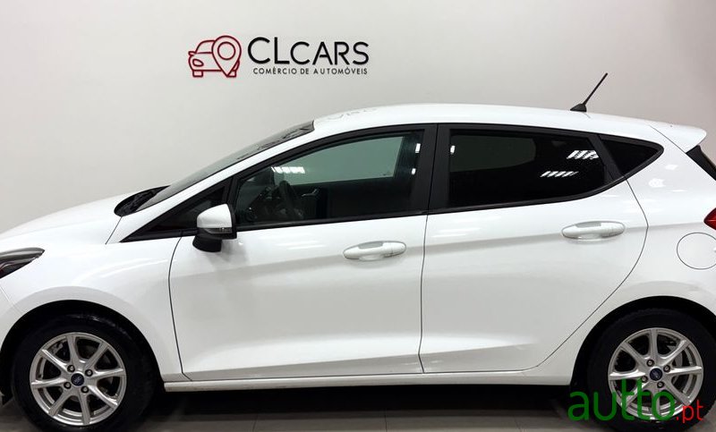 2018' Ford Fiesta photo #2