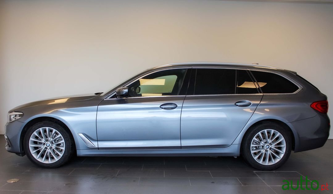 2019' BMW 520 photo #4