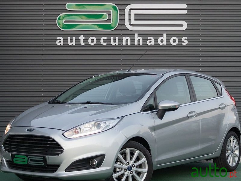 2016' Ford Fiesta photo #3