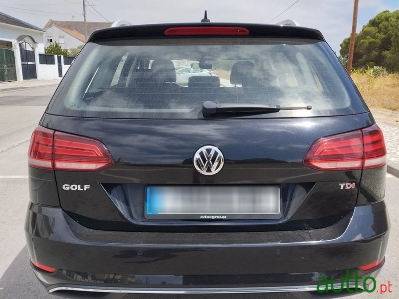 2018' Volkswagen Golf Variant photo #4