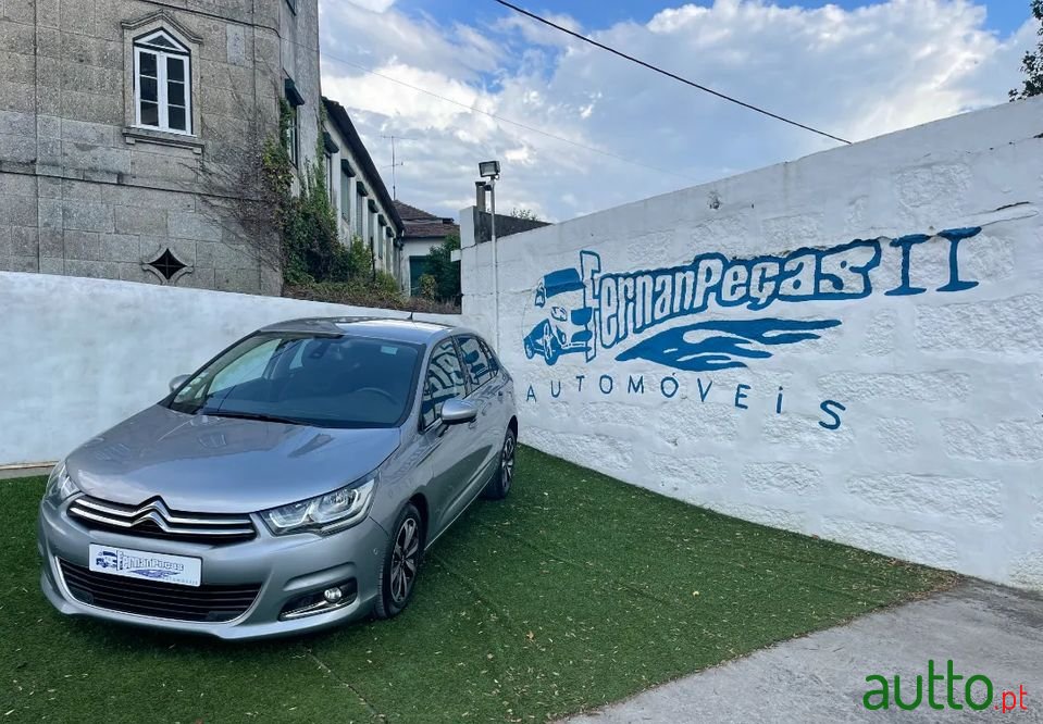 2018' Citroen C4 photo #3