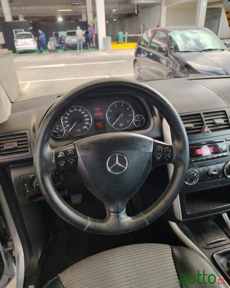 2006' Mercedes-Benz Classe A Avantgarde photo #6