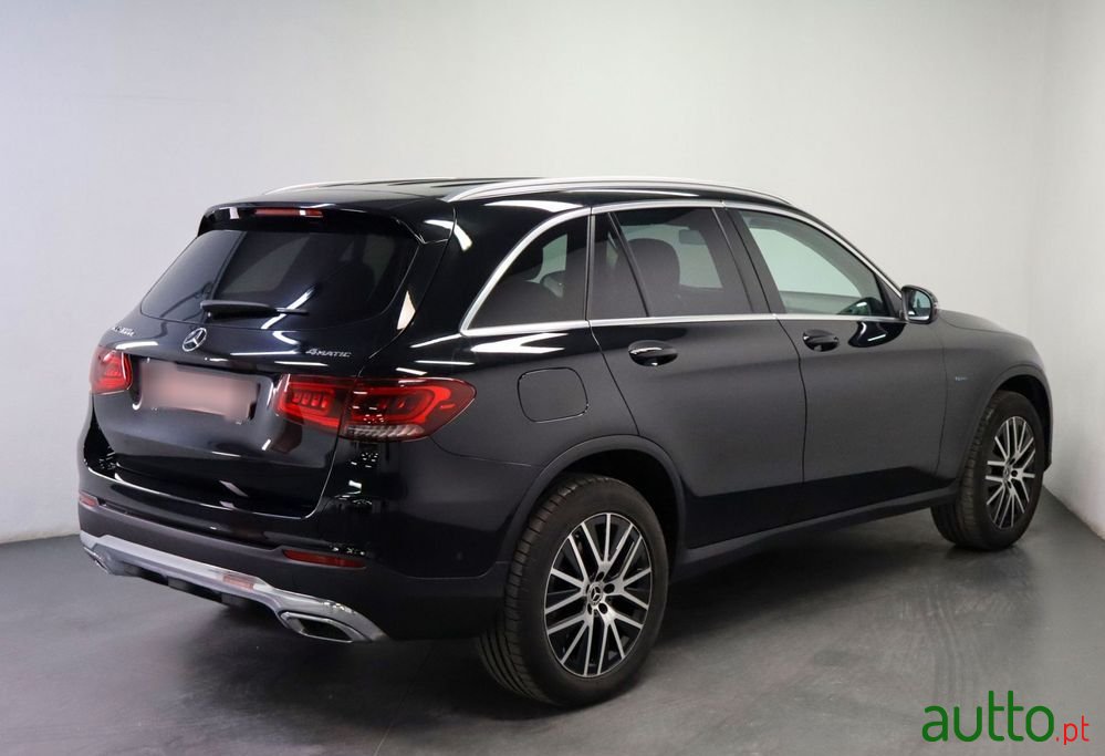 2021' Mercedes-Benz Classe Glc E 4Matic photo #4